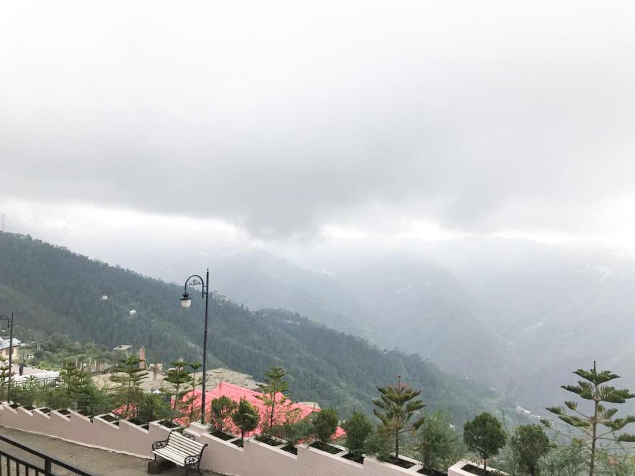Spangle Heights Shimla, Suites And Residences Екстер'єр фото