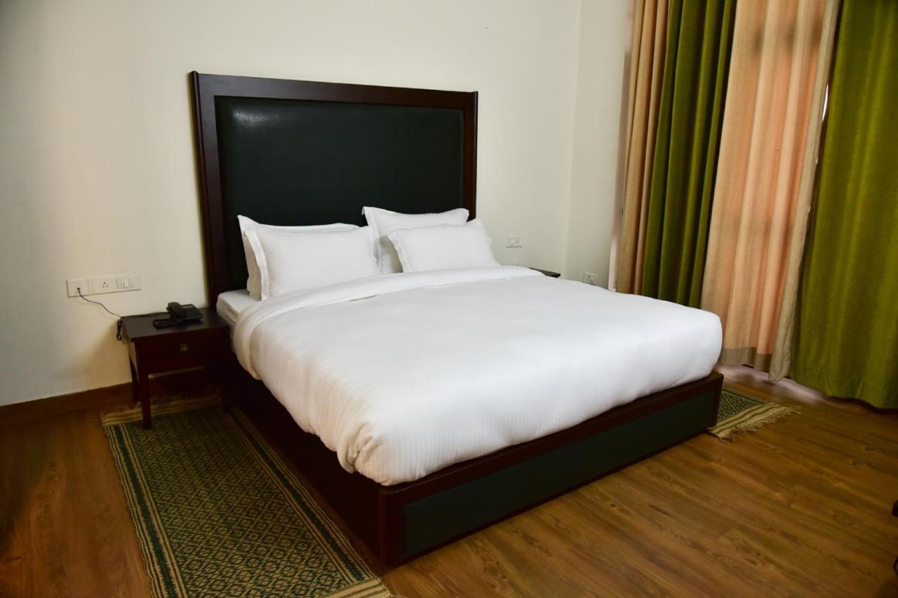 Spangle Heights Shimla, Suites And Residences Екстер'єр фото