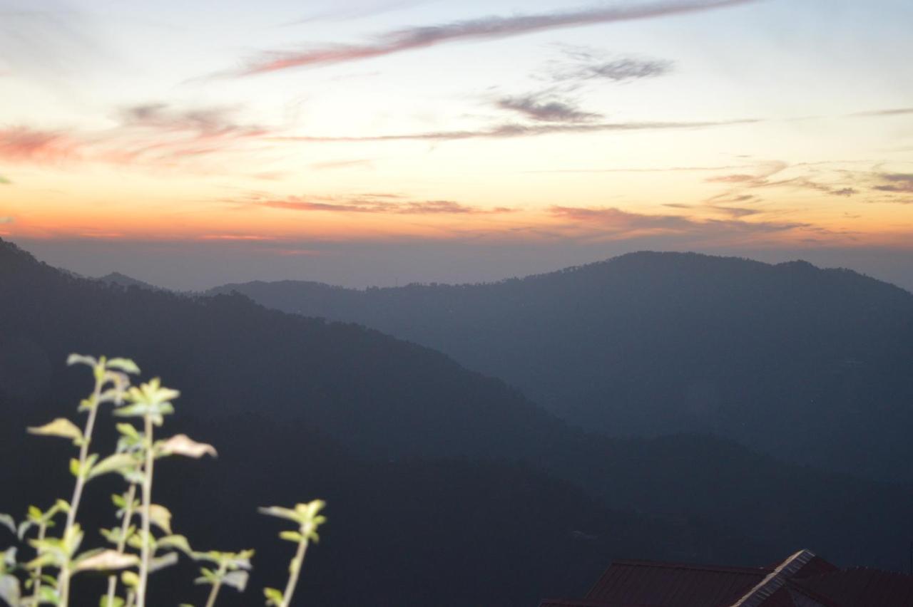 Spangle Heights Shimla, Suites And Residences Екстер'єр фото